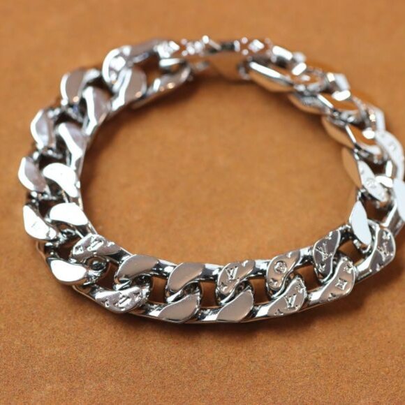 Louis Vuitton Cuban men's bracelet - Picture 3 of 5